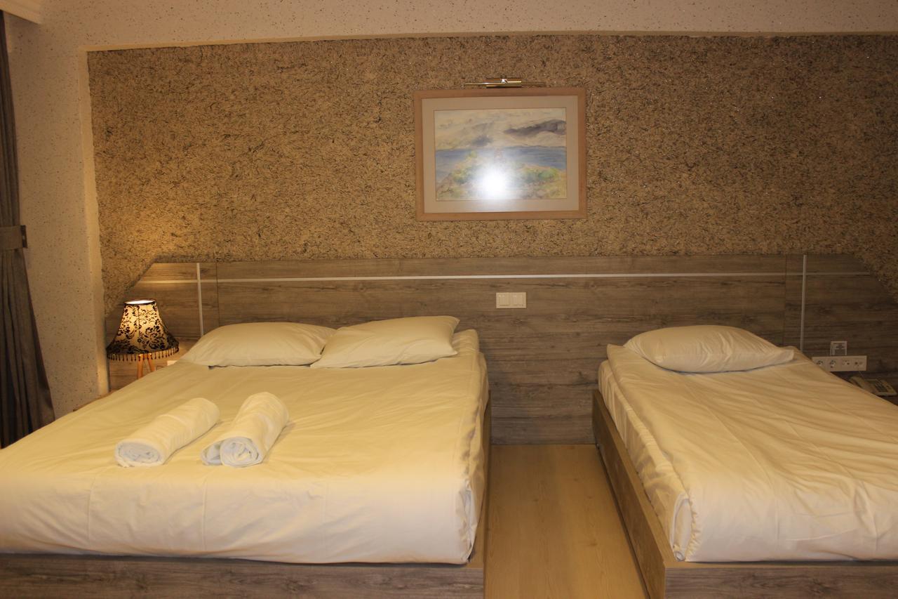 Tavsanli Otel 퀴타히아 외부 사진