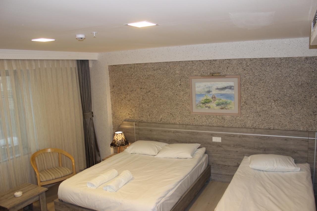 Tavsanli Otel 퀴타히아 외부 사진