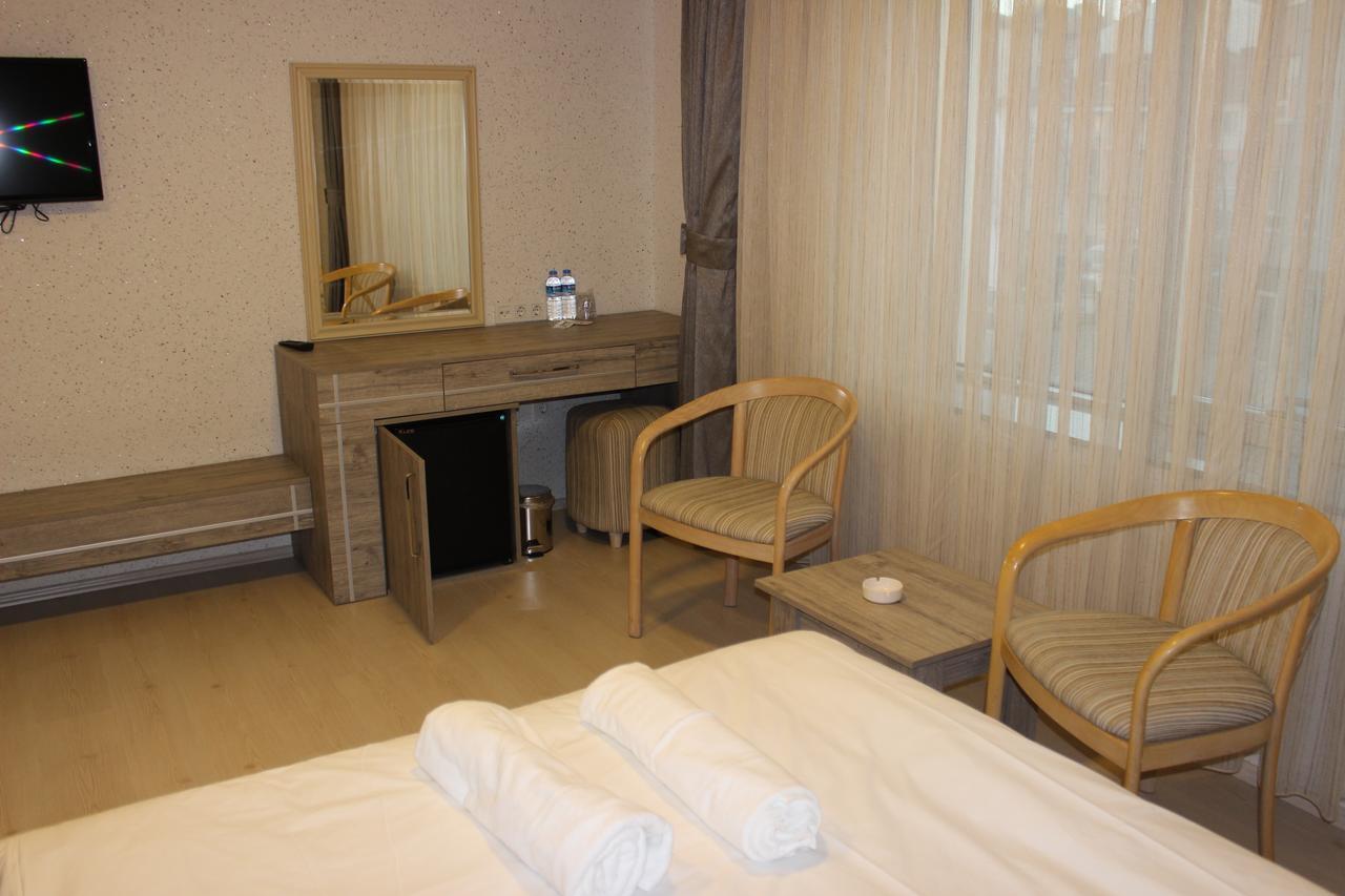 Tavsanli Otel 퀴타히아 외부 사진