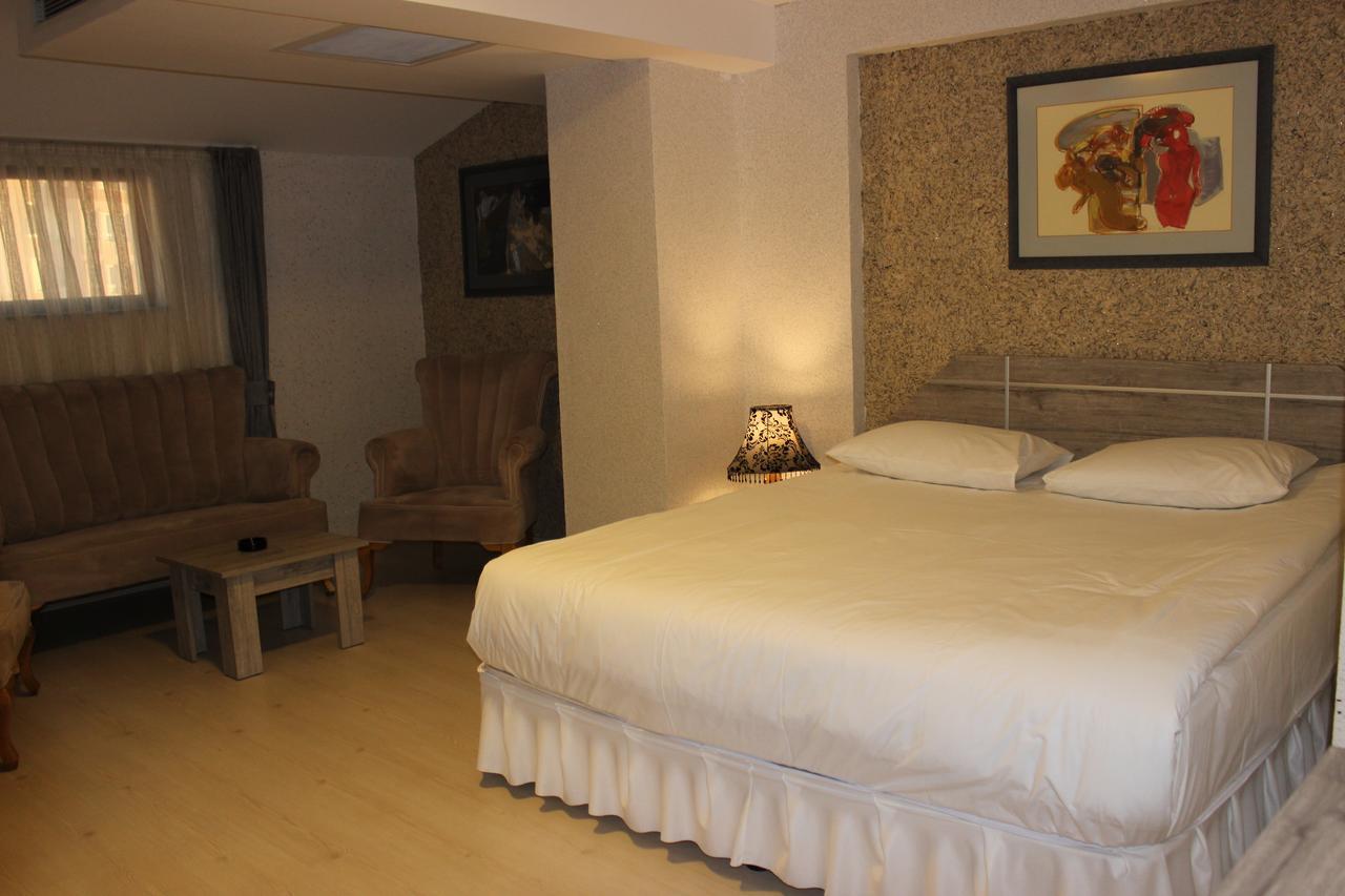 Tavsanli Otel 퀴타히아 외부 사진