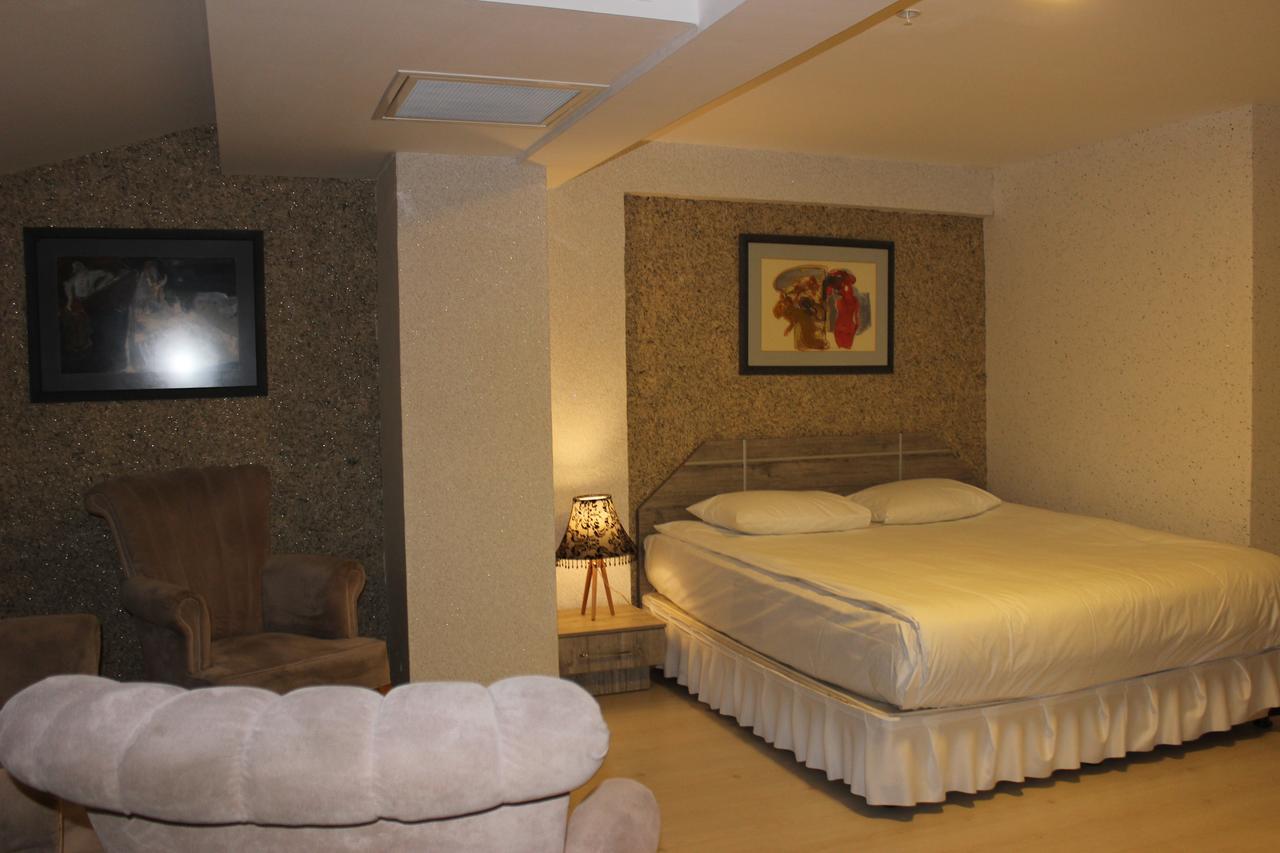 Tavsanli Otel 퀴타히아 외부 사진